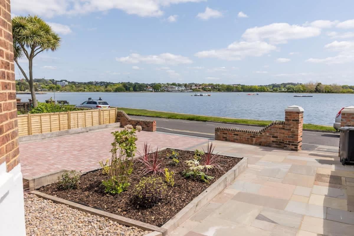 Park Lake View Poole Dış mekan fotoğraf