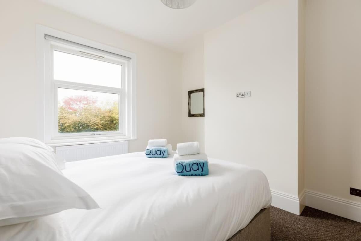 Park Lake View Poole Dış mekan fotoğraf