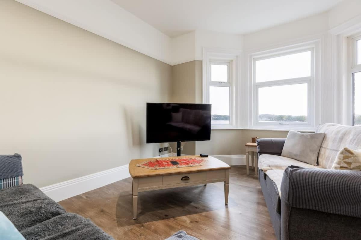 Park Lake View Poole Dış mekan fotoğraf